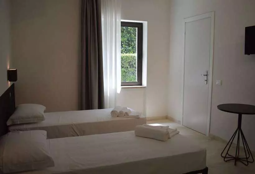 هتل Aqva Boutique