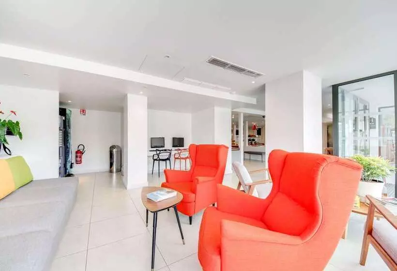 Brit Hotel Porte D Espagne