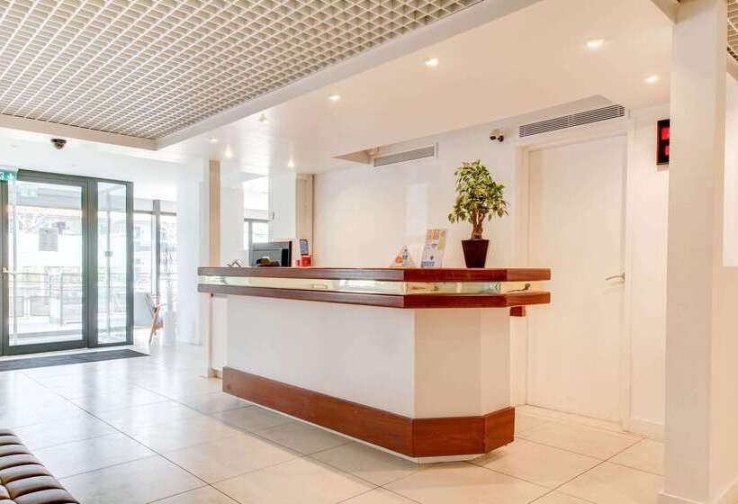 Brit Hotel Porte D Espagne