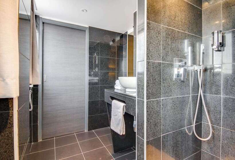 Brit Hotel Porte D Espagne