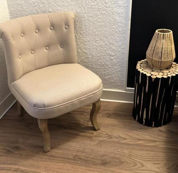 酒店 Du Pot D'etain