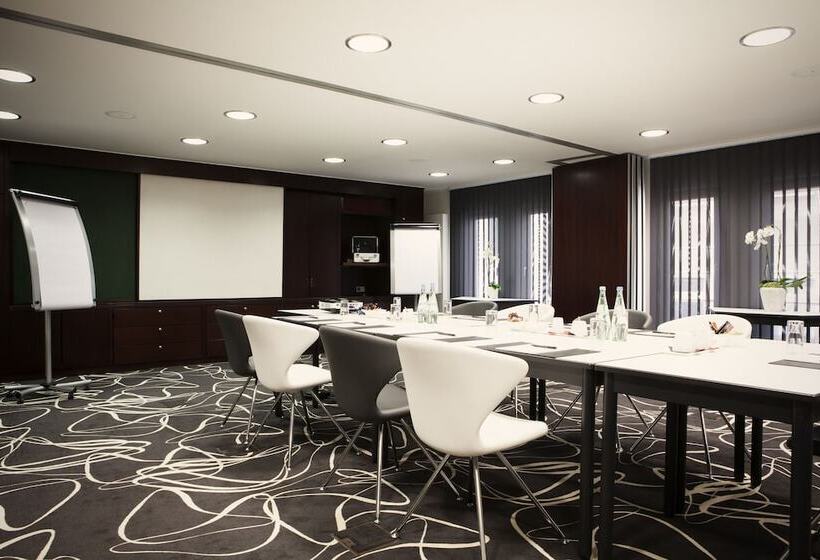 هتل International