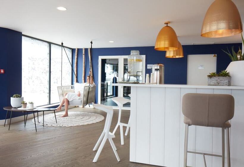 هتل Kastel & Spa Avec Piscine D Eau De Mer Chauffee