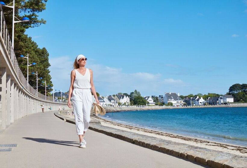 هتل Kastel & Spa Avec Piscine D Eau De Mer Chauffee