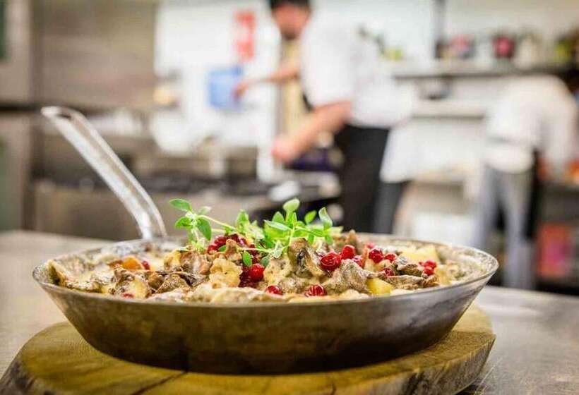 فندق L Villa Sparta