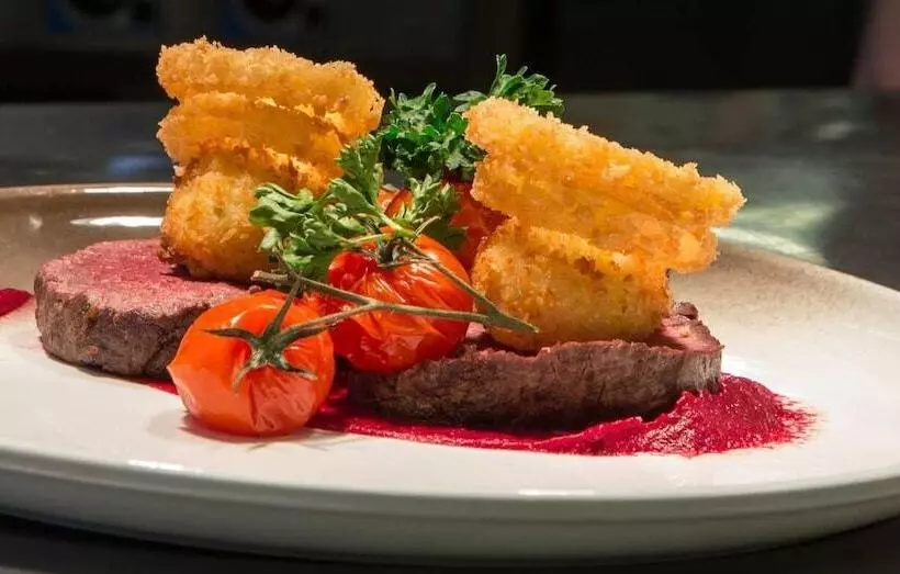 Отель L Villa Sparta