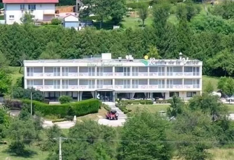 Отель Le Relais De La Vallee