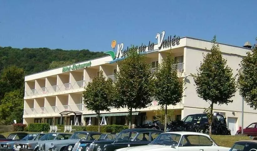 Отель Le Relais De La Vallee