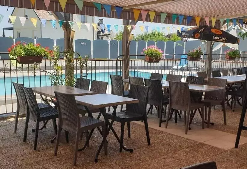 Отель Logis Hôtel Restaurant Cruzel