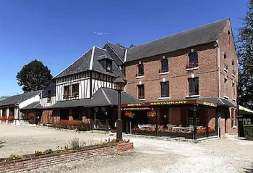Отель Logis   Hôtel & Restaurant Moulin Des Forges