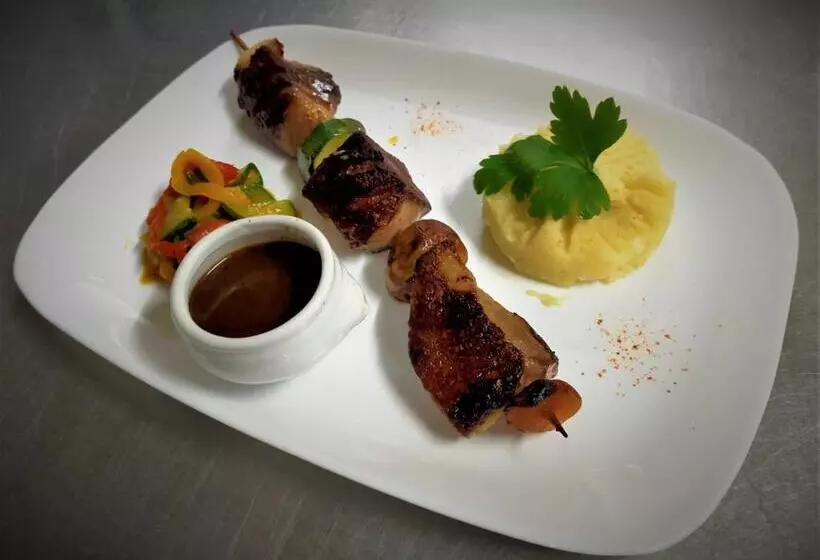 酒店 Logis Hôtel Volcan Sancy