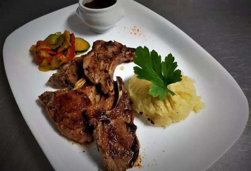 酒店 Logis Hôtel Volcan Sancy