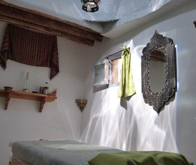 בית מלון כפרי Sawadi Ecolodge