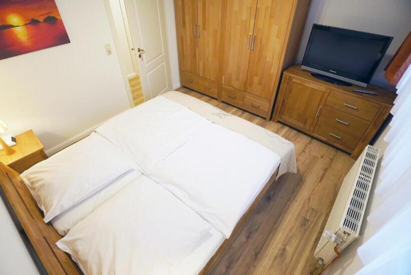 בית מלון כפרי Waldhalle