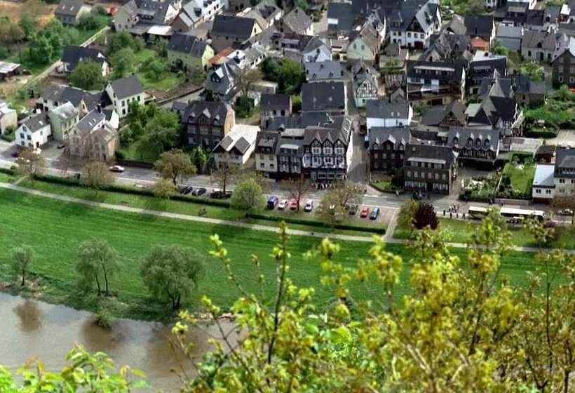 Hotel Zur Winzergenossenschaft