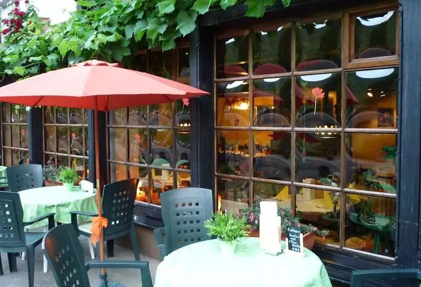 Hotel Zur Winzergenossenschaft