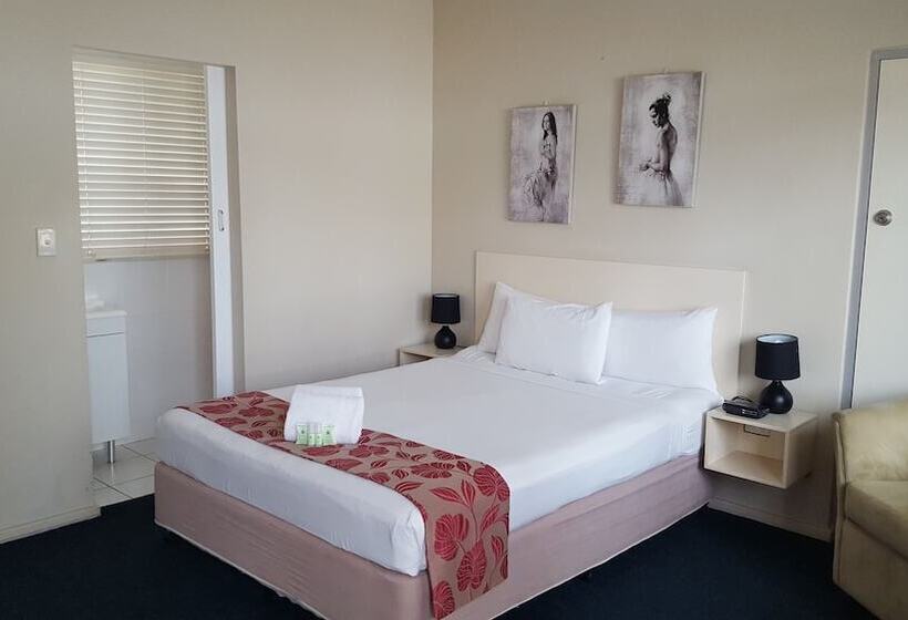 International Lodge Motel