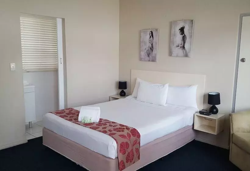 International Lodge Motel