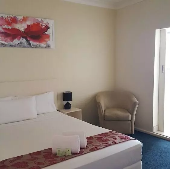 International Lodge Motel