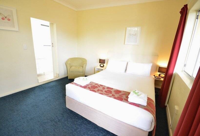 International Lodge Motel