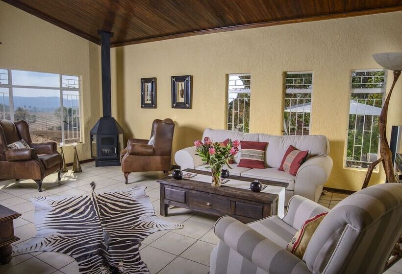 פנסיון Abangane Guest Lodge