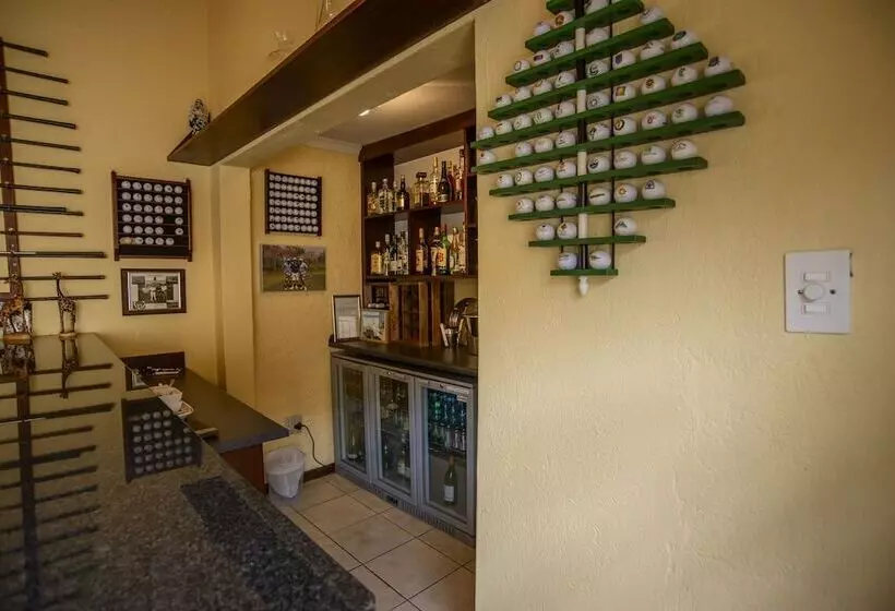 Pension Abangane Guest Lodge