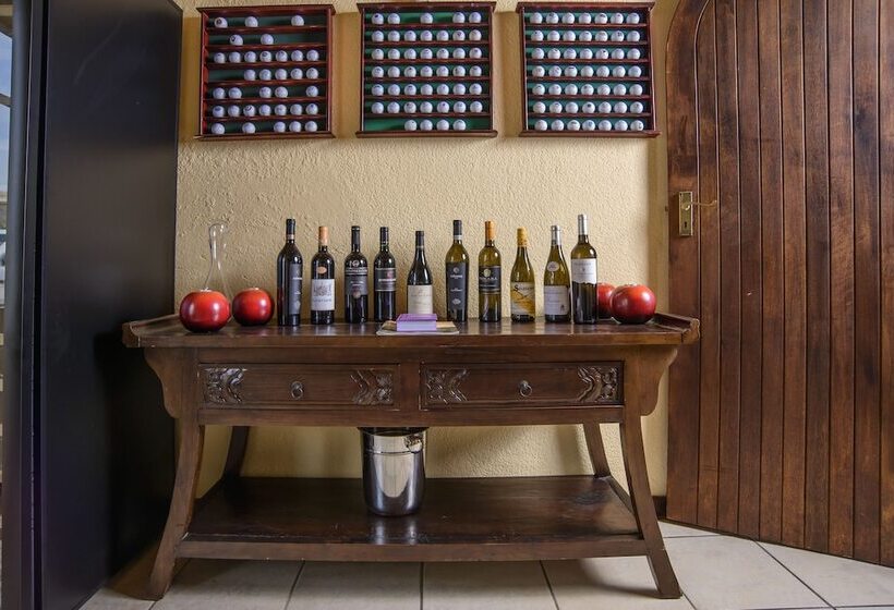 פנסיון Abangane Guest Lodge