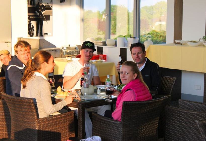 דירת נופש Strandgrün Golf  & Spa Resort