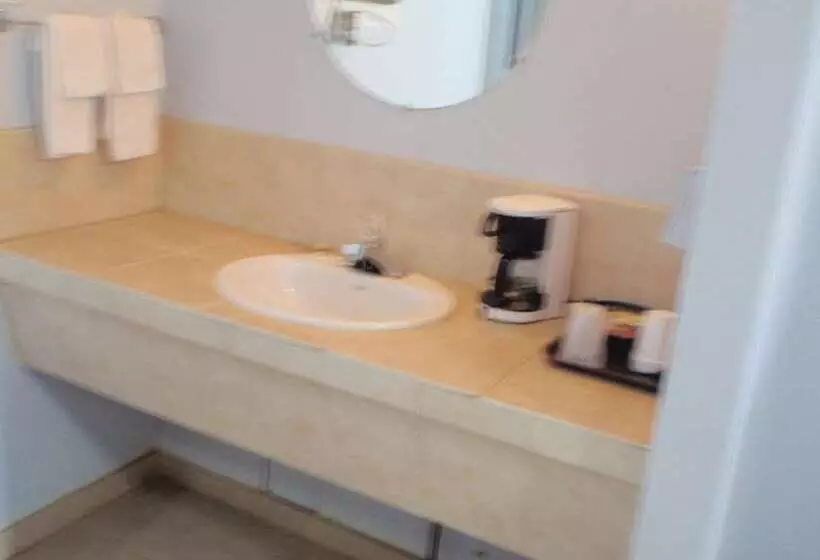 Trans Canada Motel