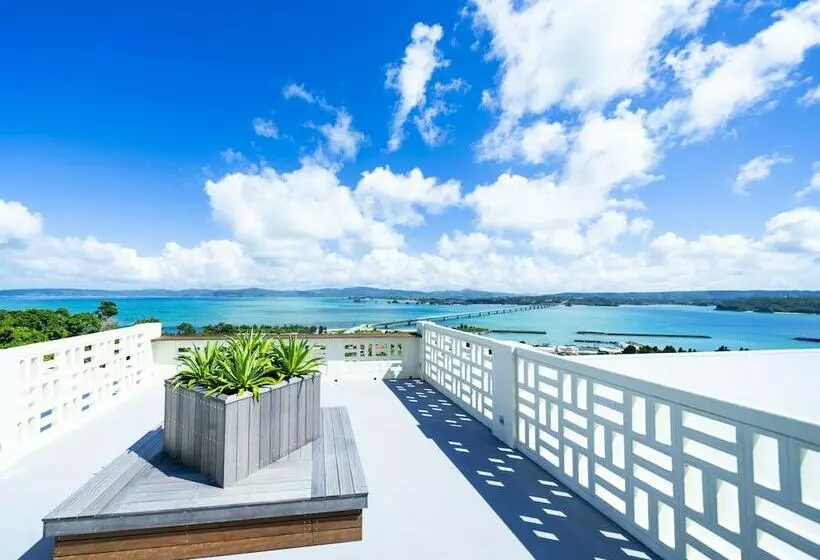 ホテル Away Okinawa Kouri Island Resort