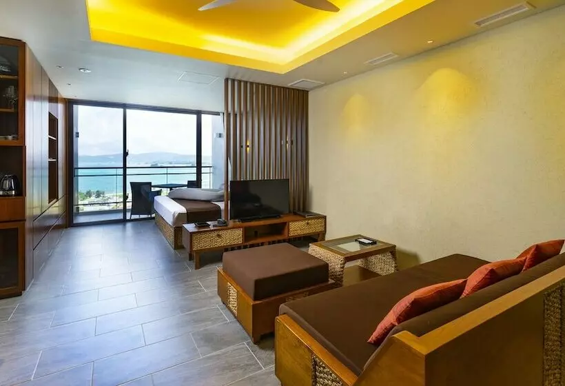 ホテル Away Okinawa Kouri Island Resort