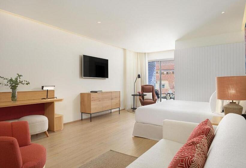 هتل H10 Croma Malaga