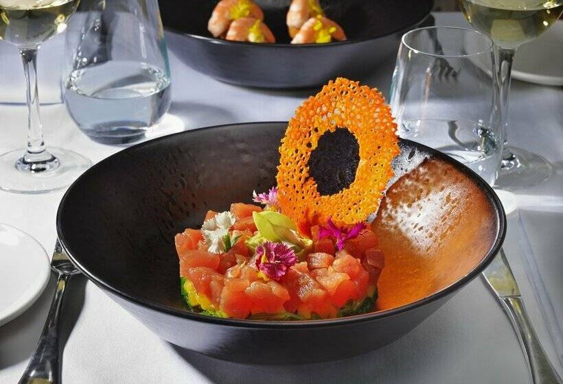 هتل H10 Croma Malaga