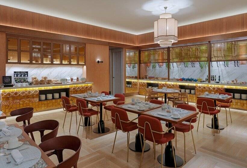 هتل H10 Croma Malaga