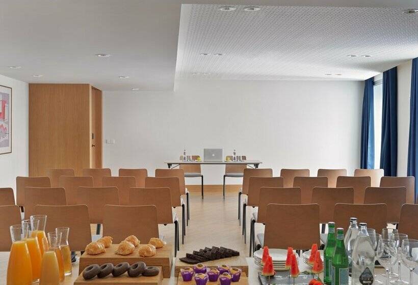 هتل H10 Croma Malaga