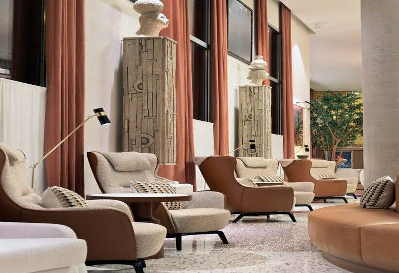 هتل H10 Croma Malaga