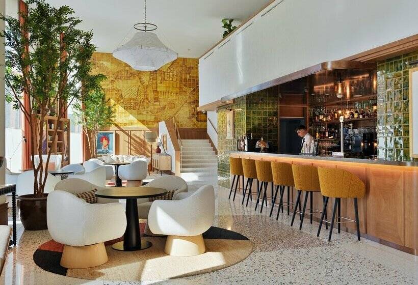 هتل H10 Croma Malaga