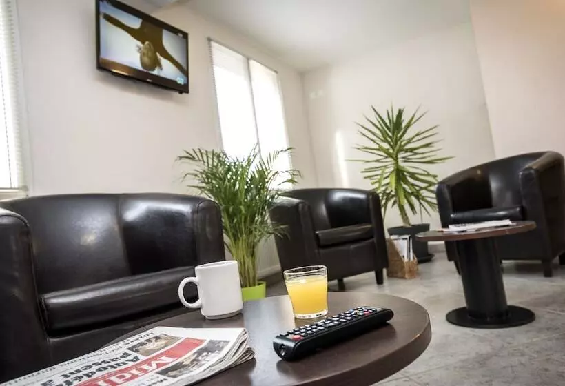 Brit Hotel Essentiel Deltour Mende