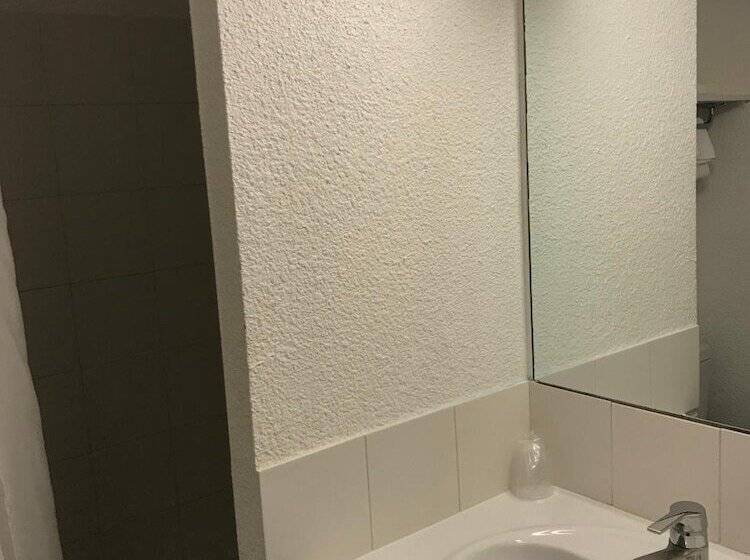 Brit Hotel Essentiel Deltour Mende