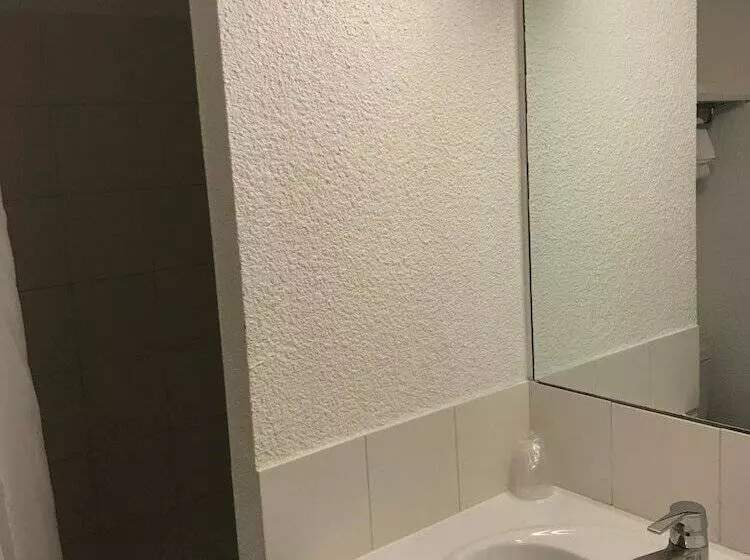 Brit Hotel Essentiel Deltour Mende