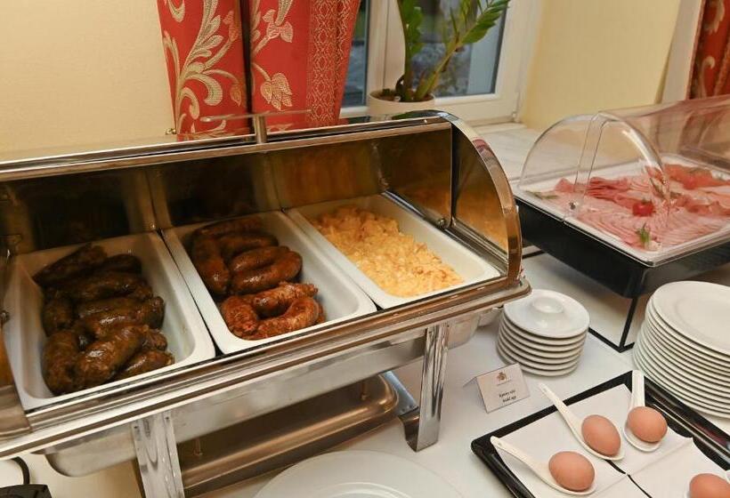 Castle Hotel Grof Degenfeld Superior