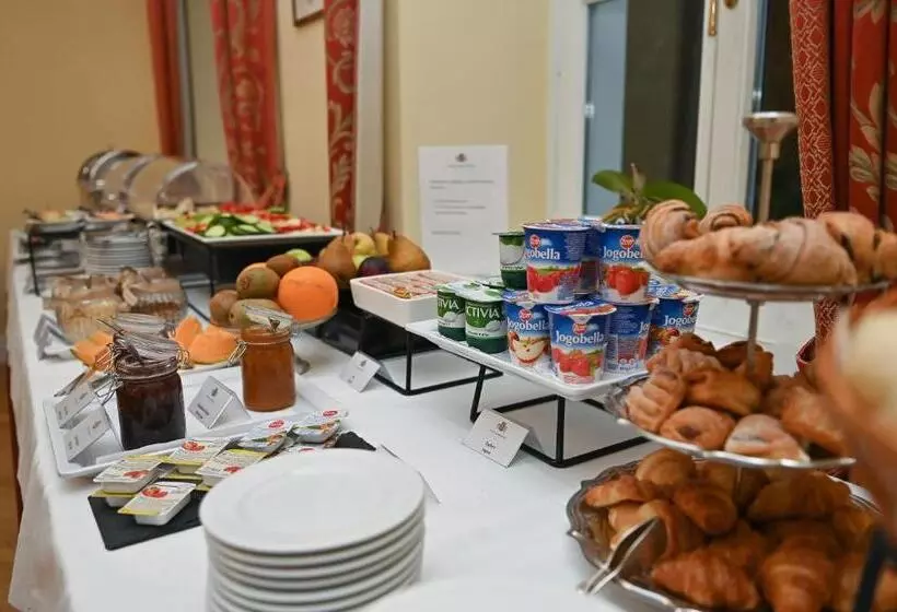 Castle Hotel Grof Degenfeld Superior