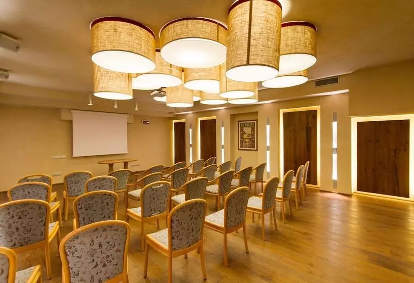 Chalet Eden Eco Hotel, Restaurant & Wellness