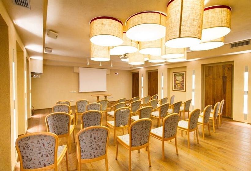 Chalet Eden Eco Hotel, Restaurant & Wellness