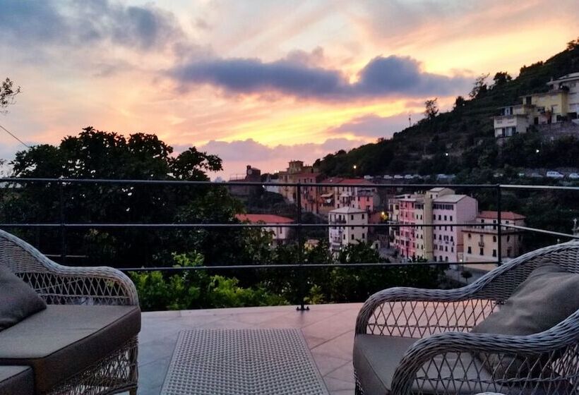 Cinqueterre Residence