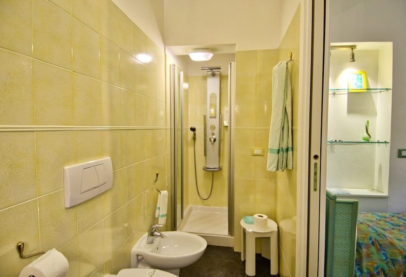 Cinqueterre Residence