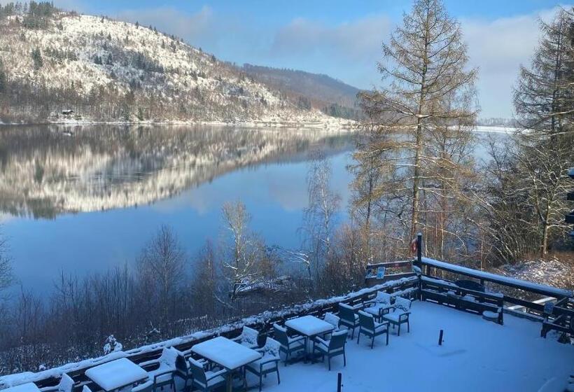 호텔 Berghof Am See