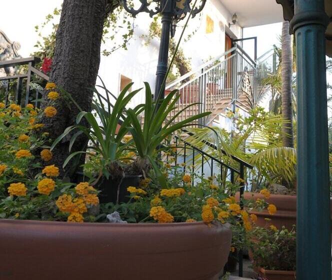 בית מלון כפרי Blumentag