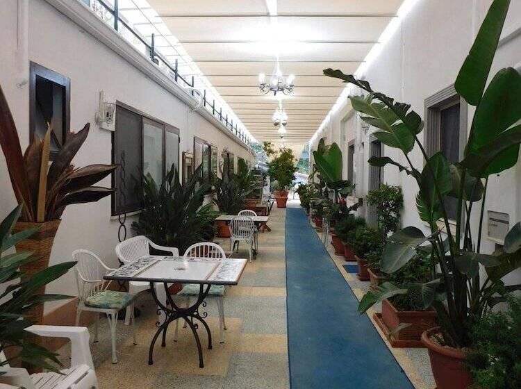 בית מלון כפרי Blumentag