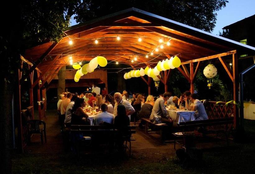 בית מלון כפרי Grand